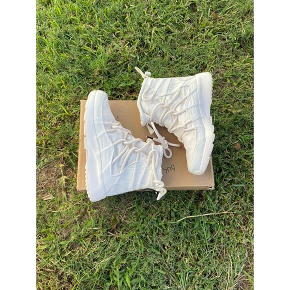 Nike Boots TANHUN Phantom High Rise Women's Shoe 6 - Picture 2 of 9